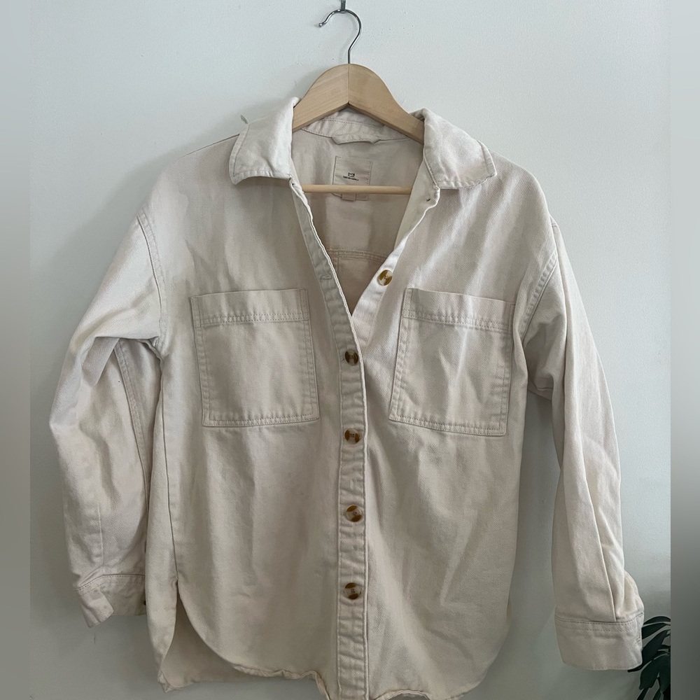 Canvas button up
